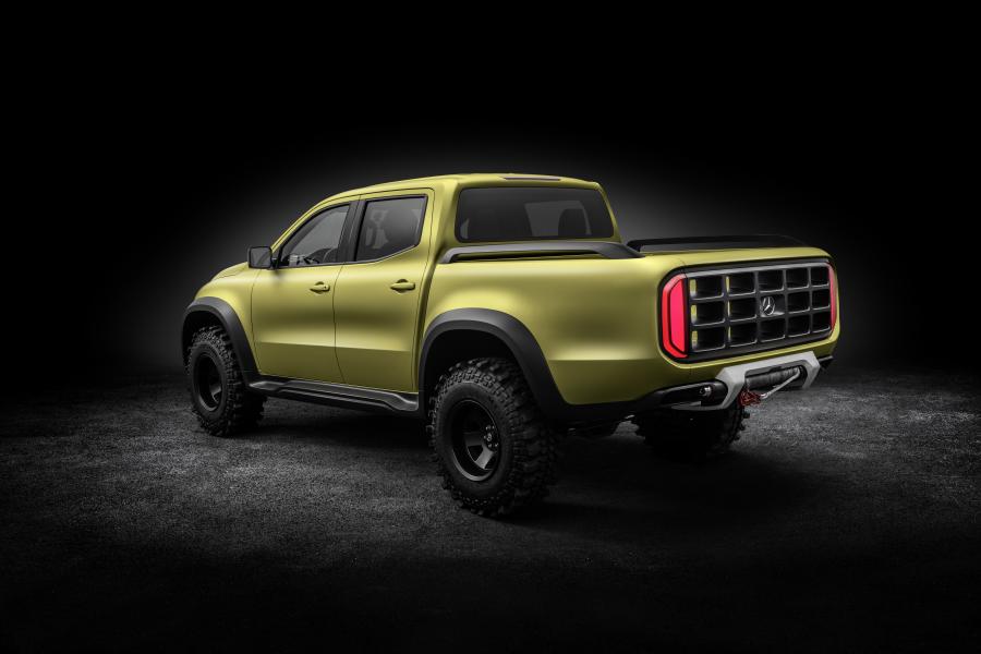 Mercedes-Benz Concept X-Class Powerful Adventurer (Br.470) 2016 года  (фото 2 из 12)